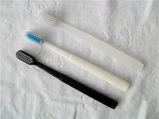 酒店牙刷岂止不消毒 磨毛率不达标，牙膏菌落也超标的卫生隐患